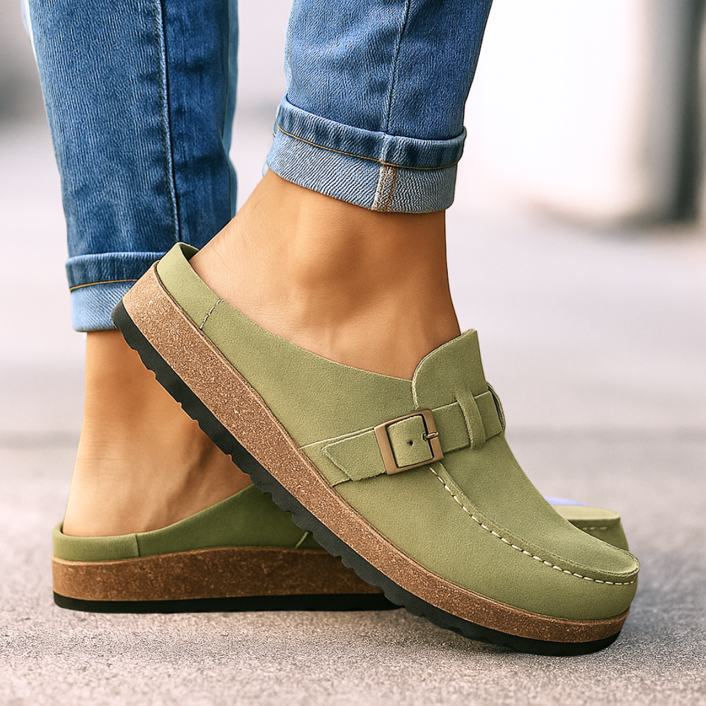 Supportive slip-on shoes with classic silhouette for women | Brisa