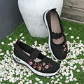 Lightweight ballet flats with pointed toe for women | Tilly